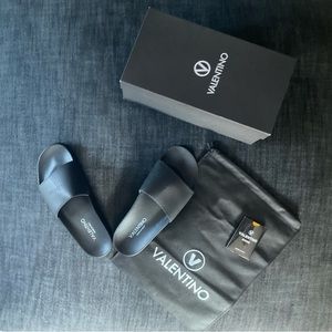 Mario Valentino Spa Italy Men’s slippers - Size 11